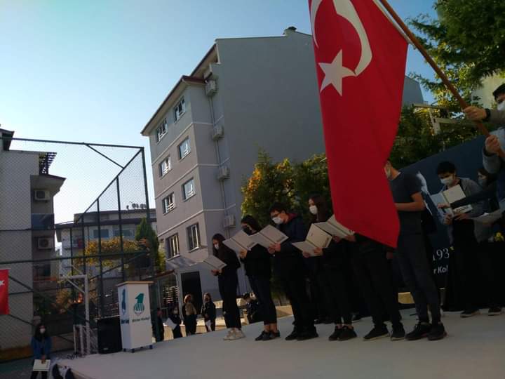 Bugün Kampüsümüzde Ulu Önder Mustafa Kemal Atatürk’ü vefatının 82.yıl dönümünde andık